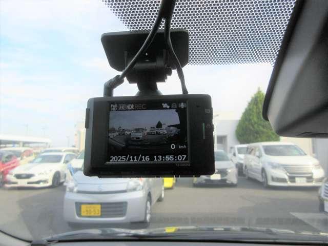 シエンタ ハイブリッドG ハイブリッド G プリクラッシュセーフティブレ-キ◆車線逸脱警報◆ビルトインETC◆両側ASD◆クル-ズコントロ-ル◆Mナビ・TV・CD・Bluetooth・ETC・ドライブレコ-ダ-◆スマ-トキ-(8枚目)