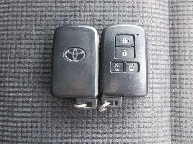 シエンタ ハイブリッドG ハイブリッド G プリクラッシュセーフティブレ-キ◆車線逸脱警報◆ビルトインETC◆両側ASD◆クル-ズコントロ-ル◆Mナビ・TV・CD・Bluetooth・ETC・ドライブレコ-ダ-◆スマ-トキ-(10枚目)