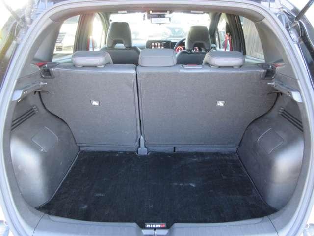 オーラ １．２　ＮＩＳＭＯ　ワンオ－ナ－車　ＮＩＳＭＯ専用チューニング　カーテンエアバッグ　エマブレ　インテリキー　ＥＴＣ　ドラレコ　車線逸脱警報　ワンセグ　キーフリーシステム　ダブルエアバック　定期点検記録簿　アルミホイール　運転席エアバッグ　メモリーナビ　ナビＴＶ（17枚目）