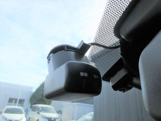 キックス １．２　Ｘ　（ｅ－ＰＯＷＥＲ）　ワンオ－ナ－車　プロパイロット　ＳＯＳコ－ル　ナビ＆ＴＶ　ワンオ－ナ－車　追従クルコン　スマートキー　ＬＥＤヘッド　レーンアシスト　パワーステアリング　盗難防止システム　ドライブレコーダー　ＥＴＣ　整備記録簿有　メモリーナビ　サイドエアバッグ（8枚目）