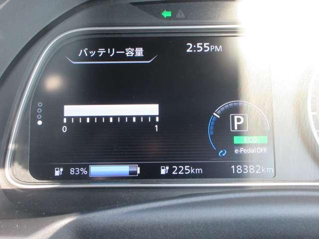 リーフ Ｘ　Ｖセレクション　ワンオ－ナ－車　１２セグ　プロパイロット　レーダークルコン　３６０°カメラ　踏み間違い防止装置　ＬＥＤランプ　セキュリティ　ドライブレコーダー　１オーナー　ＥＴＣ　インテリキー　レーンキープアシスト　サイドエアバッグ　パワーウィンドウ　ＡＢＳ（2枚目）