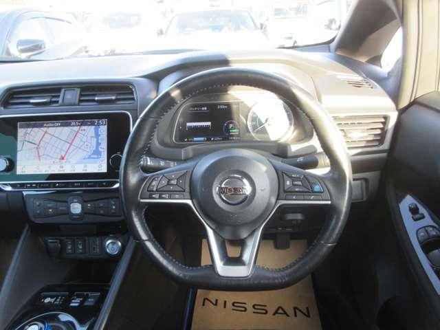 リーフ Ｘ　Ｖセレクション　ワンオ－ナ－車　１２セグ　プロパイロット　レーダークルコン　３６０°カメラ　踏み間違い防止装置　ＬＥＤランプ　セキュリティ　ドライブレコーダー　１オーナー　ＥＴＣ　インテリキー　レーンキープアシスト　サイドエアバッグ　パワーウィンドウ　ＡＢＳ（4枚目）