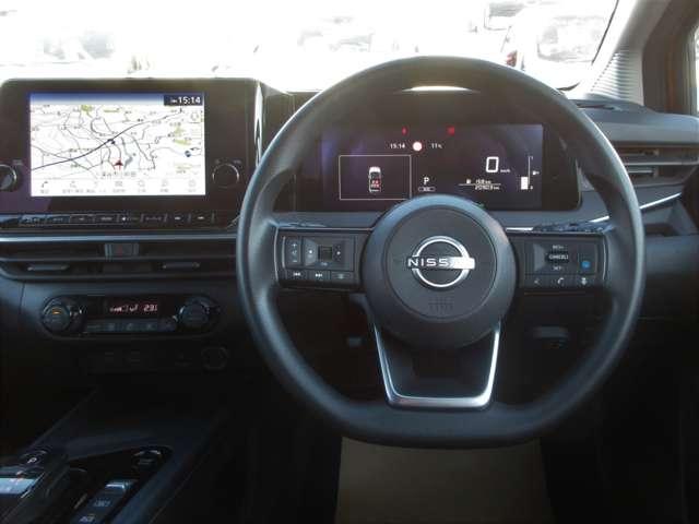 ノート １．２　Ｘ　ワンオ－ナ－車　プロパイロット　ＭＯＰナビ　リアカメラ　衝突被害軽減ブレ－キ　全方位カメラ　ＥＴＣ付　ＬＥＤヘッドライト　レーダークルーズ　レーンアシスト　インテリジェントキー　ワンオーナー　ドラレコ　アイドリングストップ　整備記録簿　ＴＶナビ（4枚目）