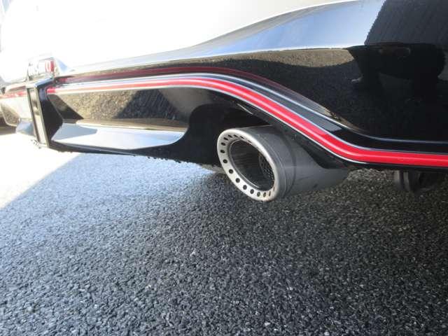 スカイライン ３．０　ＮＩＳＭＯ　ＲＥＣＡＲＯシート＋カーボン製フィニッシャー装着車　ワンオ－ナ－車　限定車８２２／１０００台　専用１９ＡＷ　全周囲モニタ　ワンオーナ　レーンアシスト　インテリジェントキー　ＥＴＣ　メモリーナビ　禁煙車　バックカメラ　ＬＥＤヘッドライト　アルミホイール　ドラレコ　ＡＢＳ　オートクルーズコントロール（7枚目）