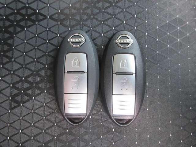 キャラバン ２．０　グランド　プレミアムＧＸ　ロングボディ　マルチベッド　テーブル付車　ワンオ－ナ－車（12枚目）