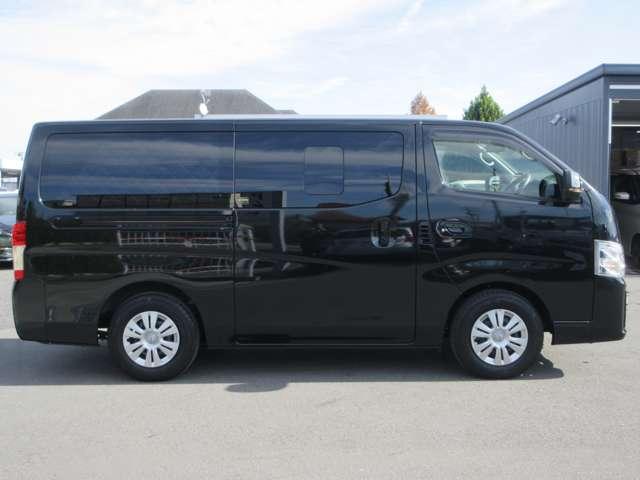 キャラバン ２．０　グランド　プレミアムＧＸ　ロングボディ　マルチベッド　テーブル付車　ワンオ－ナ－車（19枚目）