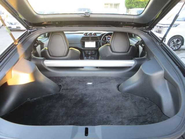 フェアレディＺ ３．０　プロト　スペック　限定２４０台　特別仕様車　ＬＥＤヘッドランプ　アルミホイール　オートクルーズコントロール　スマートキー　ＥＴＣ　バックカメラ　キーフリー　衝突被害軽減システム（17枚目）