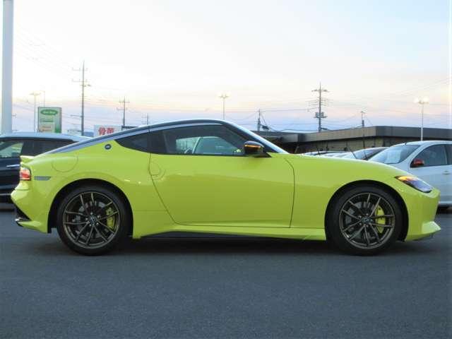 フェアレディＺ ３．０　プロト　スペック　限定２４０台　特別仕様車　ＬＥＤヘッドランプ　アルミホイール　オートクルーズコントロール　スマートキー　ＥＴＣ　バックカメラ　キーフリー　衝突被害軽減システム（19枚目）