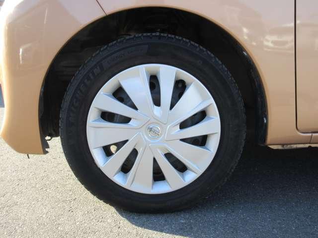 デイズルークス ６６０　Ｘ　アラウンドビュ－モニタ－　全周囲　アイドリングストップ機能　Ｓキー　ナビＴＶ　イモビライザー　点検記録簿付　運転席エアバック　デュアルエアバッグ　バックカメラ　フルオートエアコン　パワーウィンドウ　ワンセグＴＶ　ＡＢＳ　ＰＳ（9枚目）