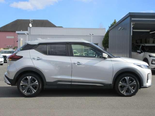 キックス Ｘ　Ｘ　（ｅ－ＰＯＷＥＲ）ワンオ－ナ－車◆ＳＯＳコ－ル◆エマブレ・踏み間違い防止・横滑り防止◆ＭＯＰナビ・ＴＶ・ＤＶＤ・ＢＴ・ＵＳＢ・ＥＴＣ・ドラレコ・Ｓミラ－・ＥＴＣ◆ＡＶＭ◆ＬＥＤライト（ＨＢＡ）（19枚目）