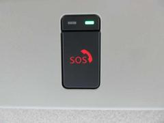 【ＳＯＳコール】急病時や危険を感じた時には、ＳＯＳコールスイッチを押してください。万が一の事故発生時には、エアバッグ展開と連動し自動通報されます。 2