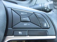 クルーズコントロール（Ｃｒｕｉｓｅ　Ｃｏｎｔｒｏｌ）とは、アクセル操作なしでも車が自動でスピードを一定に保ってくれる機能 5