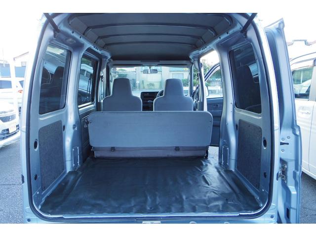 ハイゼットカーゴ ＤＸ　エアバッグ　パワーステアリング　パワーウインド　オートマチック　マニュアルエアコン　キーレスエントリー　ヘッドライトリベライザー（19枚目）