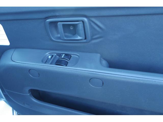 ハイゼットカーゴ ＤＸ　エアバッグ　パワーステアリング　パワーウインド　オートマチック　マニュアルエアコン　キーレスエントリー　ヘッドライトリベライザー（32枚目）