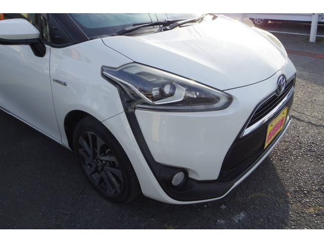 シエンタ ハイブリッドＧ　ボディカラーパール　グレードハイブリットＧ　車検令和９年３月　７人乗り　禁煙車　ＧＯＯ鑑定　両側パワースライドドア　ナビゲーション＆テレビバックカメラ　ＥＴＣスマートキー　記録簿取説＆メインキースペア（11枚目）