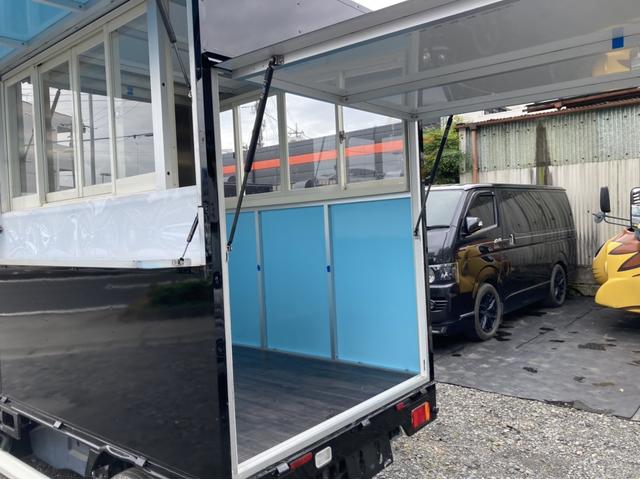 キャリイトラック 　キッチンカー　ケータリングカー　移動販売車　フローリング　網戸　ＡＴ　エアコン　パワーステアリング　運転席エアバッグ（15枚目）