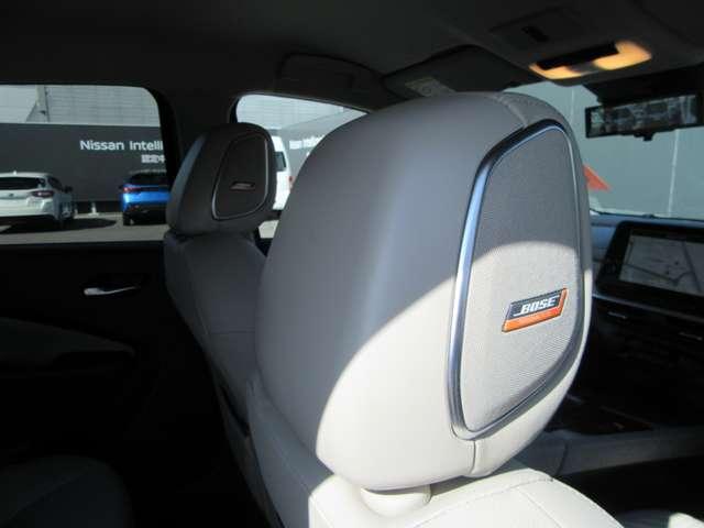 オーラ G レザーエディション BOSEサウンドシステム Cソナー 追突防止 地デジ 横滑り防止 Bluetooth AHB レーダークルーズ 車線逸脱警報装置 オートライト LED ドライブレコーダー 盗難防止 バックモニター(6枚目)