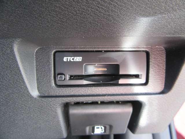 オーラ G レザーエディション BOSEサウンドシステム Cソナー 追突防止 地デジ 横滑り防止 Bluetooth AHB レーダークルーズ 車線逸脱警報装置 オートライト LED ドライブレコーダー 盗難防止 バックモニター(9枚目)