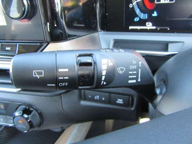 オーラ G レザーエディション BOSEサウンドシステム Cソナー 追突防止 地デジ 横滑り防止 Bluetooth AHB レーダークルーズ 車線逸脱警報装置 オートライト LED ドライブレコーダー 盗難防止 バックモニター(16枚目)