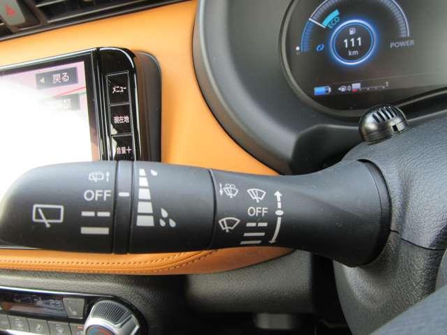 キックス Ｘツートーンインテリアエディション　エマージェンシーＢ　地デジ　ＶＤＣ　Ｂｌｕｅｔｏｏｔｈ接続　アラウンドモニター　前後ソナー　ＬＥＤ　シートヒーター　オートライト　エアコン　ドラレコ　スマートキー　ＥＴＣ　メモリーナビ　寒冷地仕様（16枚目）