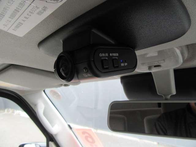 クリッパーバン 660 DX GLパッケージ ハイルーフ デュアルカメラブレーキサポート Bカメラ ドライブレコーダー リモコンキー エアコン 運転席エアバッグ パワーウィンドウ Wエアバッグ パワーステアリング ABS レーンキープ iストップ(7枚目)