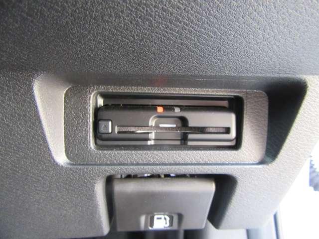 ノート 1.2 X 衝突被害軽減ブレ-キ レーンアシスト インテリジェントキー ドラレコ アイドリングストップ 盗難防止システム サイドカーテンエアバック パワーウィンドウ オートエアコン キーレス ABS Wエアバッグ(9枚目)