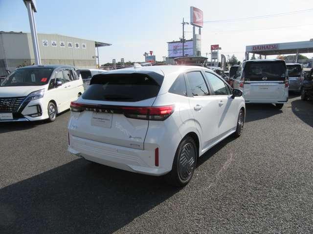 ノート 1.2 X 衝突被害軽減ブレ-キ レーンアシスト インテリジェントキー ドラレコ アイドリングストップ 盗難防止システム サイドカーテンエアバック パワーウィンドウ オートエアコン キーレス ABS Wエアバッグ(13枚目)