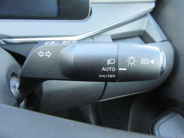 ノート 1.2 X 衝突被害軽減ブレ-キ レーンアシスト インテリジェントキー ドラレコ アイドリングストップ 盗難防止システム サイドカーテンエアバック パワーウィンドウ オートエアコン キーレス ABS Wエアバッグ(16枚目)