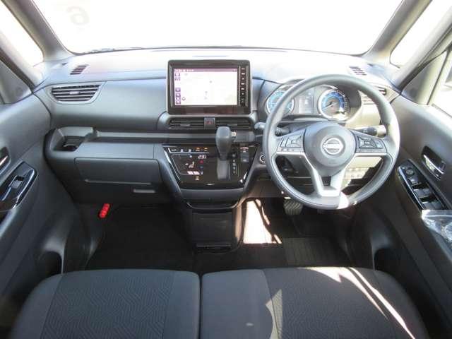 ルークス ６６０　ハイウェイスターＸ　プロパイロット　エディション　左右パワースライドドア　アイドリング　イモビ　パノラマモニター　助手席エアバッグ　衝突軽減ブレーキ　ＰＷ　ＬＤＷ　スマートキー　ドライブレコーダー　バックカメラ　ＰＳ　ＡＡＣ　アルミホイール　キーレス（4枚目）