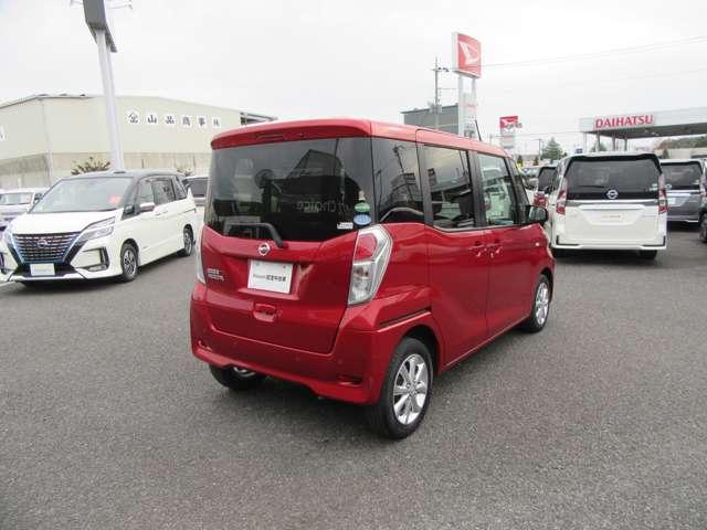 デイズルークス 660 X Vセレクション 踏み間違い衝突防止 W電動ドア スマキー 盗難防止 i-stop ETC アルミホイール バックカメラ キーフリー サイドカメラ ドライブレコーダー オートエアコン ABS 助手席エアバッグ(13枚目)