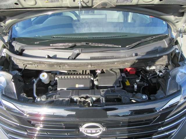 ルークス 660 ハイウェイスターX アーバンクロム アイドリングストップ スマートキー サイドカメラ レーンキープアシスト オートエアコン ドライブレコーダー バックカメラ 踏み間違い衝突防止アシスト(5枚目)