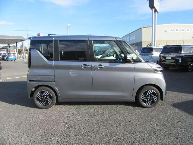 ルークス 660 ハイウェイスターX アーバンクロム アイドリングストップ スマートキー サイドカメラ レーンキープアシスト オートエアコン ドライブレコーダー バックカメラ 踏み間違い衝突防止アシスト(9枚目)