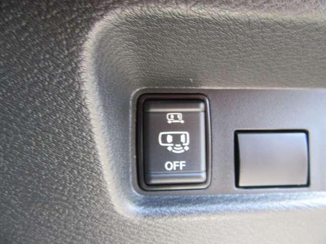 ルークス ６６０　ハイウェイスターＸ　アイスト　衝突被害軽減ブレ－キ　マルチビューカメラ　車線逸脱警報装置　ＥＴＣ　ＬＥＤ　スマートキー　パワーウィンドウ　カーテンエアバック　ナビＴＶ　バックカメラ　パワステ　オートエアコン　メモリーナビ（12枚目）