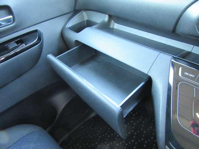 ルークス ６６０　ハイウェイスターＸ　アイスト　衝突被害軽減ブレ－キ　マルチビューカメラ　車線逸脱警報装置　ＥＴＣ　ＬＥＤ　スマートキー　パワーウィンドウ　カーテンエアバック　ナビＴＶ　バックカメラ　パワステ　オートエアコン　メモリーナビ（16枚目）