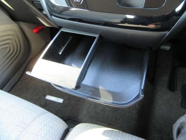 デイズ ６６０　Ｘ　アラウンドＭ　踏み間違え防止　スマートキー　イモビライザー　バックカメラ　レーンキープ　アイドリングストップ　キーレス　フルオートエアコン　ＷＡＢ　運転席エアバック　サイドエアバッグ　ＰＳ　ＡＢＳ（12枚目）