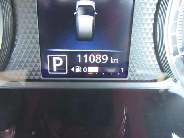 デイズ ６６０　Ｘ　アラウンドＭ　踏み間違え防止　スマートキー　イモビライザー　バックカメラ　レーンキープ　アイドリングストップ　キーレス　フルオートエアコン　ＷＡＢ　運転席エアバック　サイドエアバッグ　ＰＳ　ＡＢＳ（13枚目）