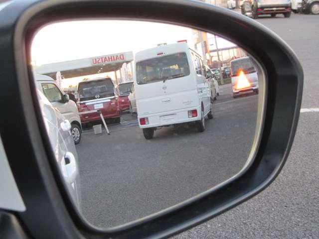 ノート Ｘ　地デジフルセグ　リアカメラ　衝突被害軽減ブレ－キ　前後センサー　ＢＬＵＥＴＯＯＴＨ　前席シートヒーター　全方位カメラ　電格ミラー　横滑防止装置　ＵＳＢ接続　オートマチックハイビーム　ＥＴＣ２・０（16枚目）