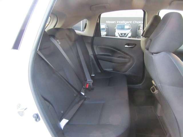 ノート Ｘ　地デジフルセグ　リアカメラ　衝突被害軽減ブレ－キ　前後センサー　ＢＬＵＥＴＯＯＴＨ　前席シートヒーター　全方位カメラ　電格ミラー　横滑防止装置　ＵＳＢ接続　オートマチックハイビーム　ＥＴＣ２・０（19枚目）