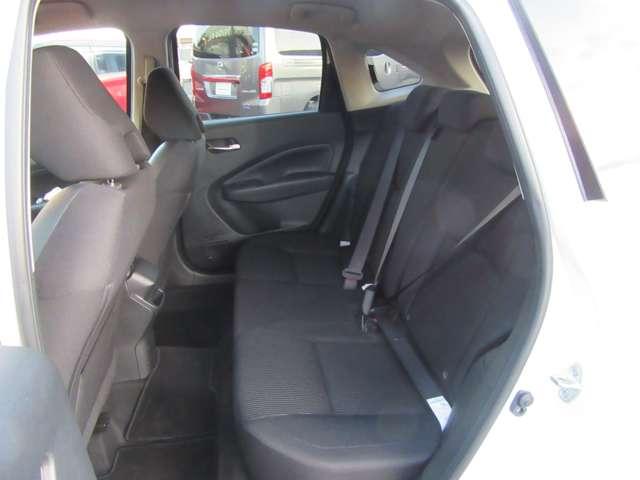 ノート Ｘ　地デジフルセグ　リアカメラ　衝突被害軽減ブレ－キ　前後センサー　ＢＬＵＥＴＯＯＴＨ　前席シートヒーター　全方位カメラ　電格ミラー　横滑防止装置　ＵＳＢ接続　オートマチックハイビーム　ＥＴＣ２・０（20枚目）