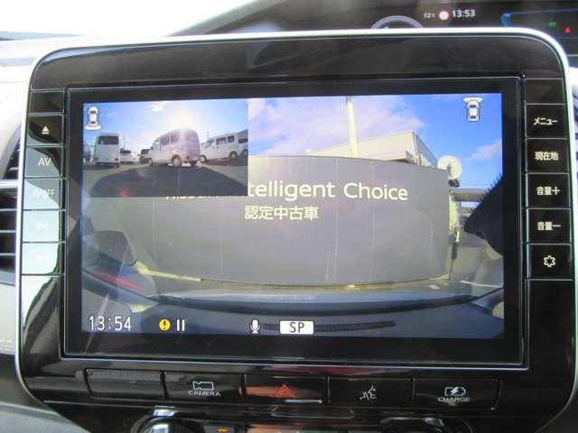 セレナ ｅ－ＰＯＷＥＲ　ハイウェイスター　Ｖ　３６０°カメラ　シートＨ　エマジェンシーブレーキ　ＤＶＤ再生機能　ブルートゥース　地デジ　パーキングセンサー　３列シート　ウォークスルー　ブルーレイ再生　Ｗエアコン　Ａライト　横滑り防止機能　スマキー（7枚目）