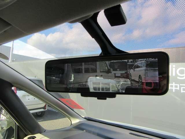 セレナ ｅ－ＰＯＷＥＲ　ハイウェイスター　Ｖ　３６０°カメラ　シートＨ　エマジェンシーブレーキ　ＤＶＤ再生機能　ブルートゥース　地デジ　パーキングセンサー　３列シート　ウォークスルー　ブルーレイ再生　Ｗエアコン　Ａライト　横滑り防止機能　スマキー（9枚目）