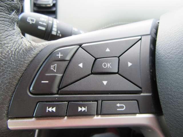 セレナ ｅ－ＰＯＷＥＲ　ハイウェイスター　Ｖ　３６０°カメラ　シートＨ　エマジェンシーブレーキ　ＤＶＤ再生機能　ブルートゥース　地デジ　パーキングセンサー　３列シート　ウォークスルー　ブルーレイ再生　Ｗエアコン　Ａライト　横滑り防止機能　スマキー（11枚目）