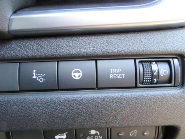 エクストレイル 1.5 G e-4ORCE 4WD パークアシスト 寒冷地仕様 スマートキー レーダークルーズ LKA キーフリー ETC 4WD アルミホイール メモリーナビ ドライブレコーダー バックカメラ サイドカメラ 盗難防止システム ナビ(12枚目)