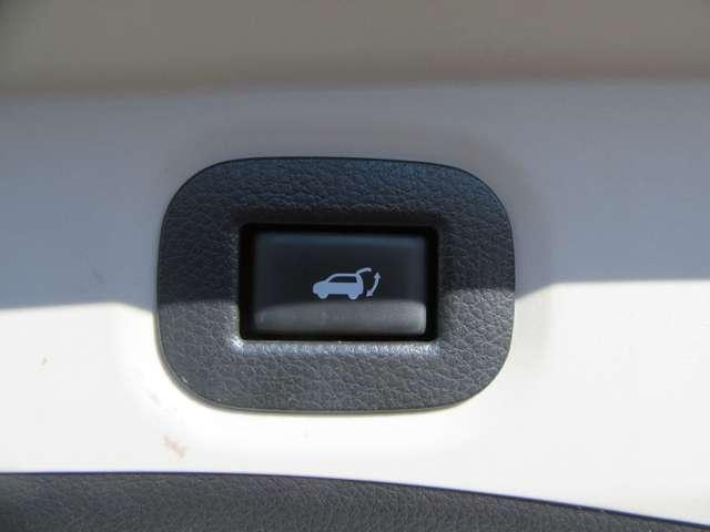 エクストレイル 20Xtt エマージェンシーブレーキパッケージ 4WD エマージェンシーB アイストップ ブルートゥース 切替式4WD フルセグ VDC ソナー ルーフレール ナビTV スマートキー 前席シートヒーター パワーリアゲート DVD再生 LED バックカメラ(8枚目)