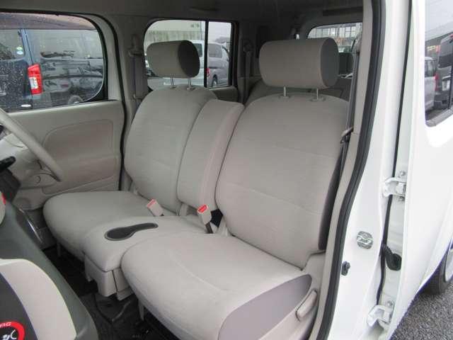 キューブ １５Ｘ　Ｖセレクション　オートミラー　フロントベンチシート　ＶＳＣ　ＤＶＤ再生可　セキュリティアラーム　地デジフルセグ　Ｂカメ　Ａライト　ＡＵＴＯエアコン　エコモード　ＥＴＣ　ドラレコ　メモリーナビ　キ－フリ－　ナビＴＶ（15枚目）