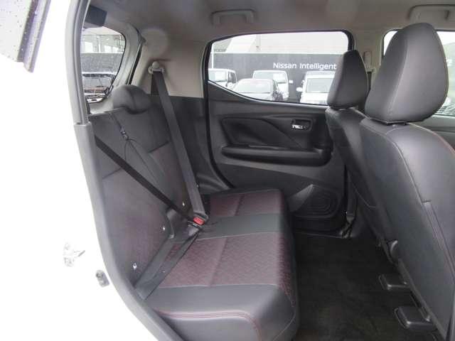 デイズ ハイウェイスターＧターボ　プロパイロット　エディション　電動格納式ドアミラー　イモビ　シ－トヒ－タ－　前後センサー　Ｂｌｕｅｔｏｏｔｈオーディオ　地デジ　ＡＨＢ　エアバック　Ａライト　フロントカメラ　寒冷地仕様　ＬＥＤヘッドライト　ＥＴＣ２．０　キーレス（19枚目）