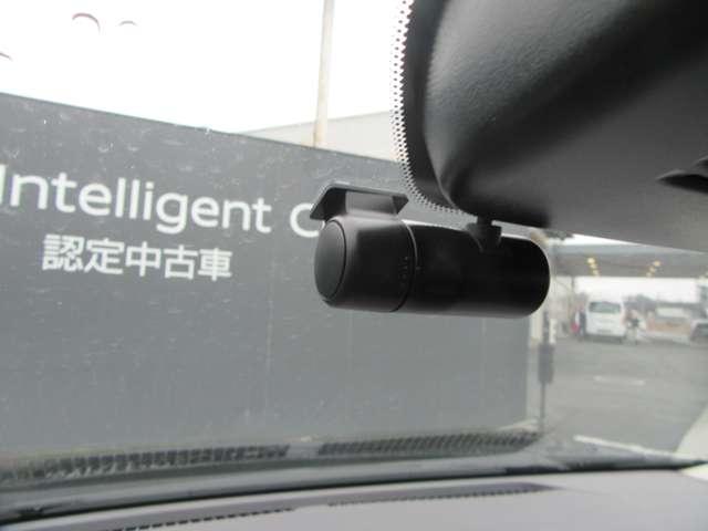 ノート Ｘ　地デジフルセグ　リアカメラ　衝突被害軽減ブレ－キ　前後センサー　ＢＬＵＥＴＯＯＴＨ　全方位カメラ　電格ミラー　横滑防止装置　オートマチックハイビーム　ＥＴＣ２・０　衝突安全ボディ　フロントカメラ（7枚目）