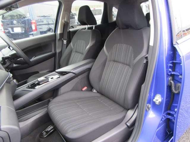 ノート Ｘ　地デジフルセグ　リアカメラ　衝突被害軽減ブレ－キ　前後センサー　ＢＬＵＥＴＯＯＴＨ　全方位カメラ　電格ミラー　横滑防止装置　オートマチックハイビーム　ＥＴＣ２・０　衝突安全ボディ　フロントカメラ（18枚目）