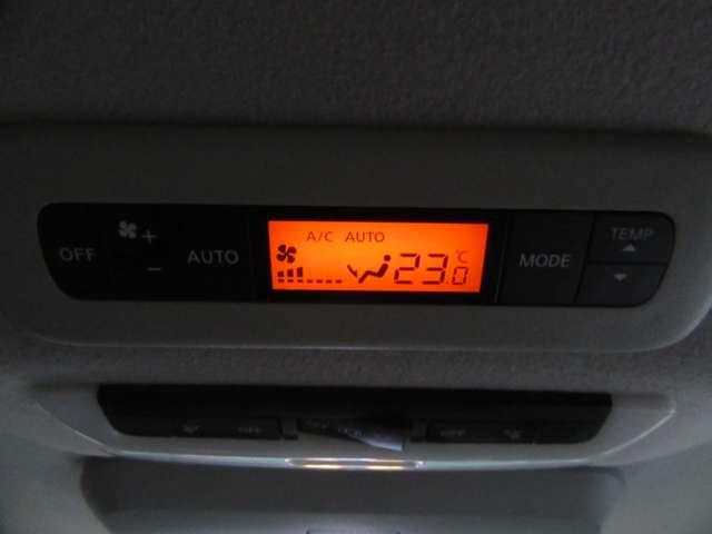 セレナ ハイウェイスターＧ　ブルーレイ　リアエアコン　横滑り防止機能　地デジ　電動格納ミラー　パークアシスト　３列シート　キーフリー　ＥＴＣ装備　寒冷地仕様　ＬＥＤ　スマートキー　オートライト　パワーウィンドウ　ナビＴＶ　ＡＢＳ（11枚目）