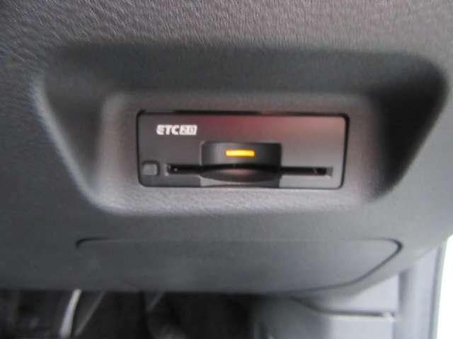 エクストレイル Ｘ　ｅ－４ＯＲＣＥ　エマブレ　シートヒター　ＵＳＢ　レーンキープアシスト　前後ソナー　アダプティブクルーズコントロール　ＥＴＣ２．０　バックモニター　ＡＣ１００Ｖ　ＬＥＤヘッドライト　ルーフレール　インテリジェントキー（6枚目）